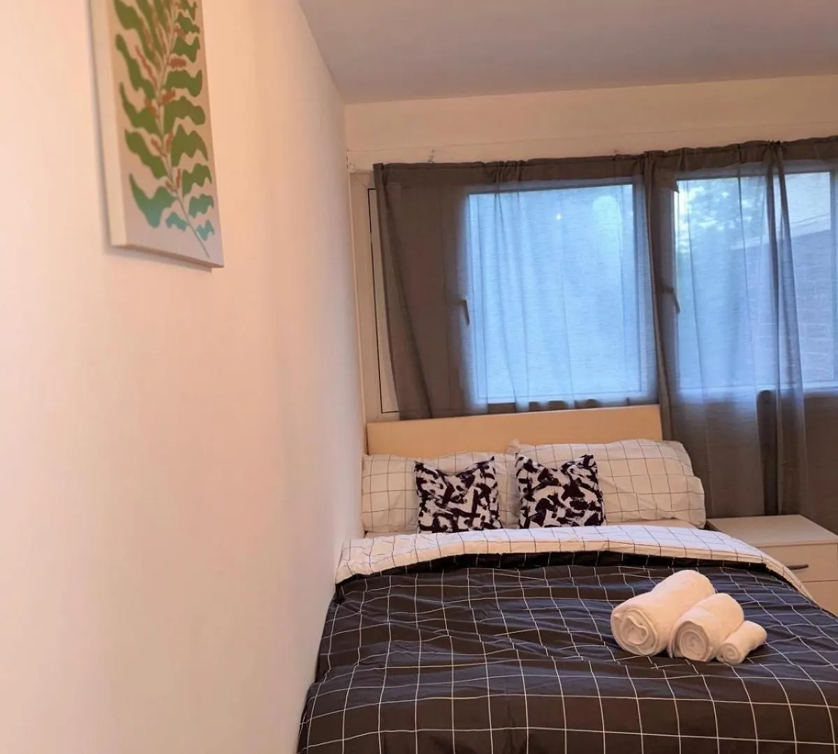 Harmon House Apartment London Homestay