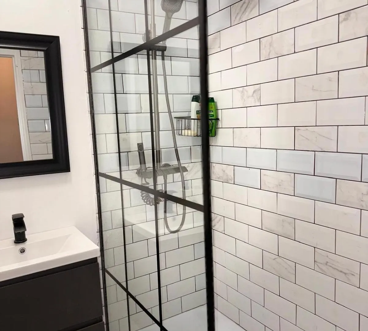 Homestay Harmon House Apartment London