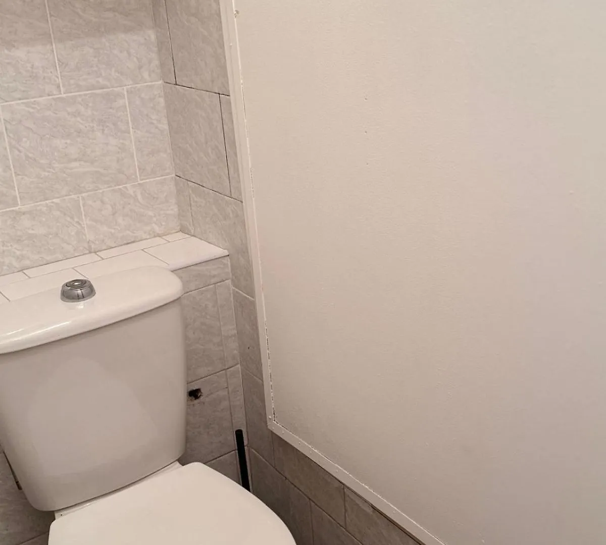 Harmon House Apartment London Homestay
